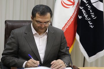 به مناسبت هفته حمل و نقل/ توسط مدیرعامل شرکت آزمایشگاه فنی و مکانیک خاک از تلاشگران حمل و نقل کشور تقدیر و تجلیل شد